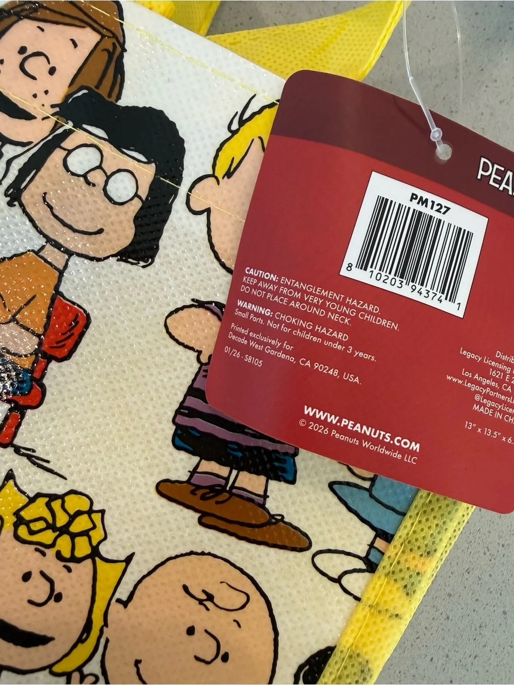 Peanuts shopper tote NWT snoopy, Charlie Brown, Lucy Peanuts gang